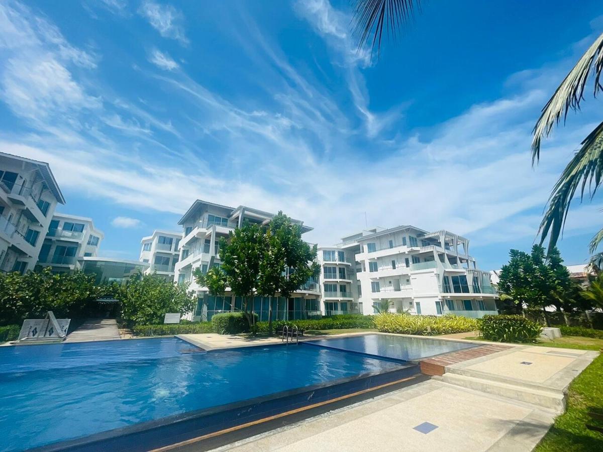 Trincomalee Ocean Front Condos Luaran gambar