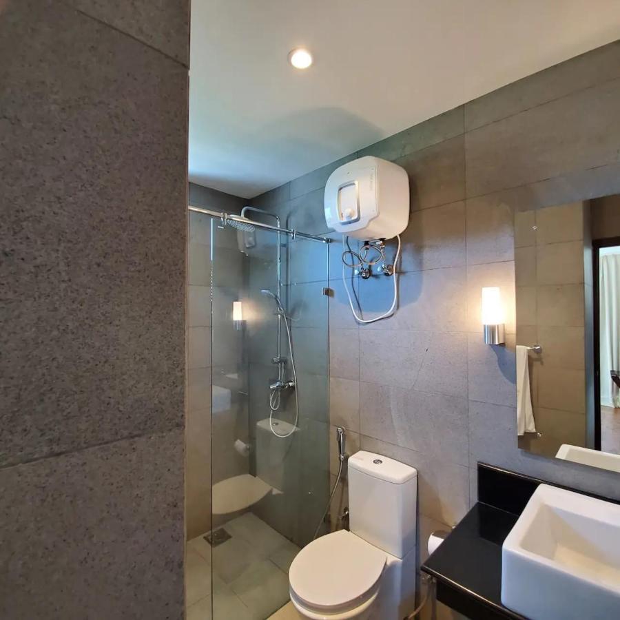 Trincomalee Ocean Front Condos Luaran gambar